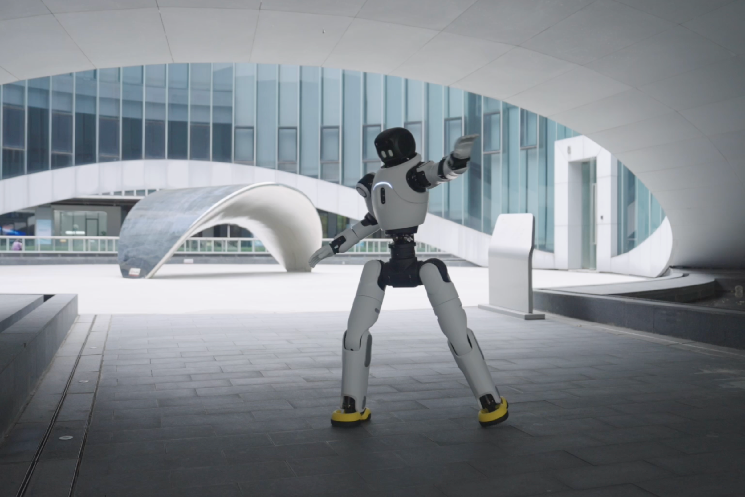 pg国际「灵创」平台来了！0 代码、0 门槛，人人都是机器人训练大师